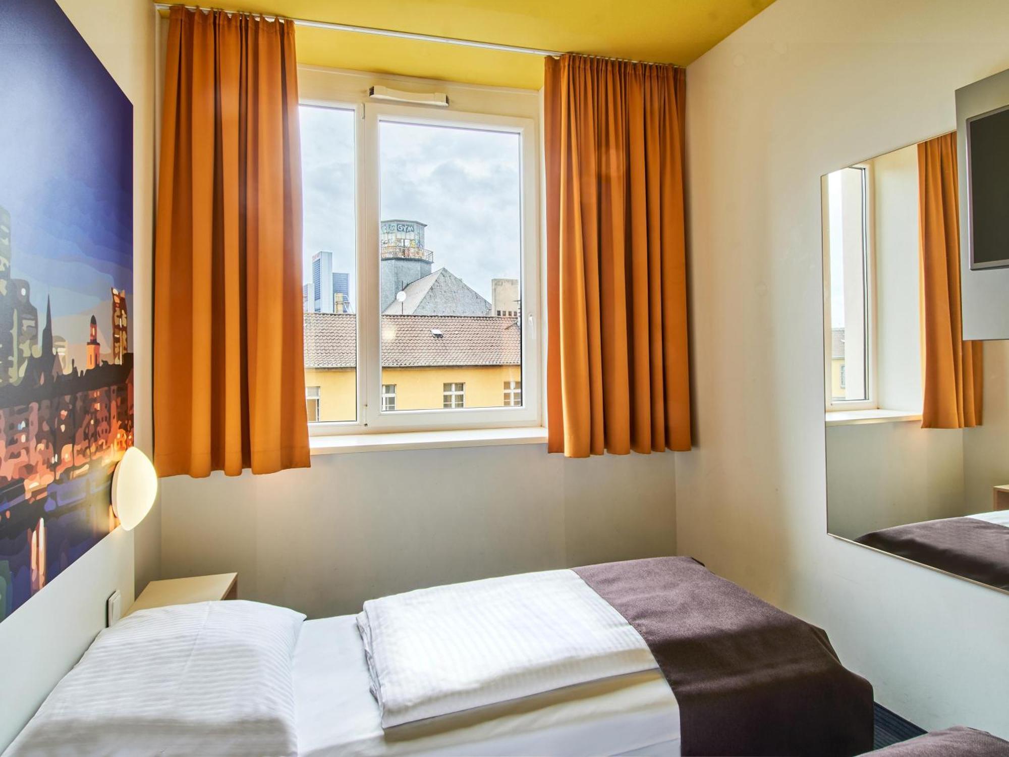 B&B Hotel Frankfurt Hauptbahnhof Frankfurt am Main Exterior foto