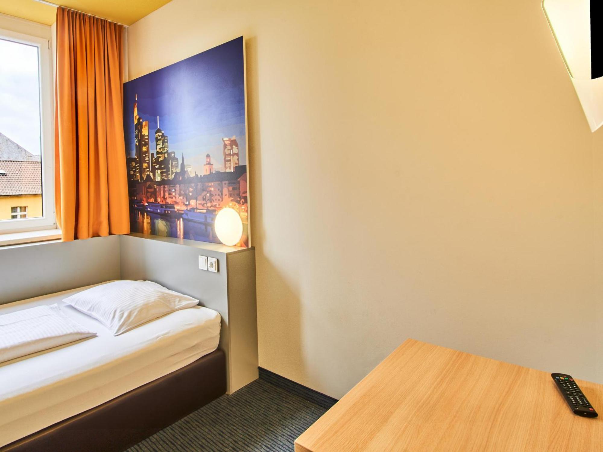 B&B Hotel Frankfurt Hauptbahnhof Frankfurt am Main Exterior foto